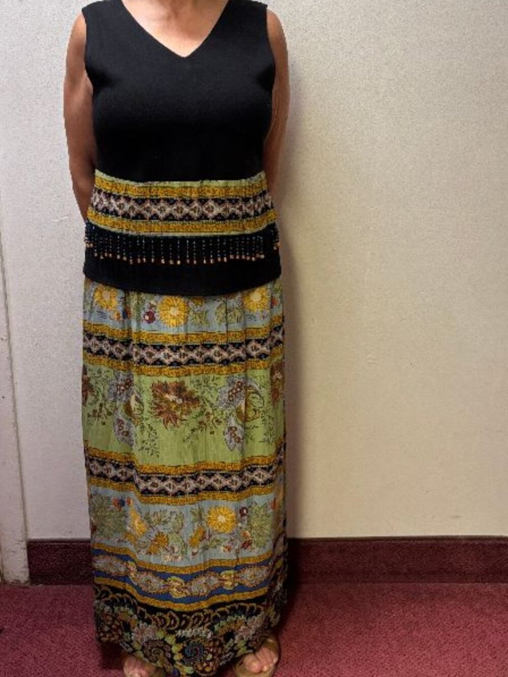 Carole Little Petites Vintage Sleeveless Black Top & Green/Blue Floral Skirt 10P